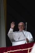 papa francesco regina coeli